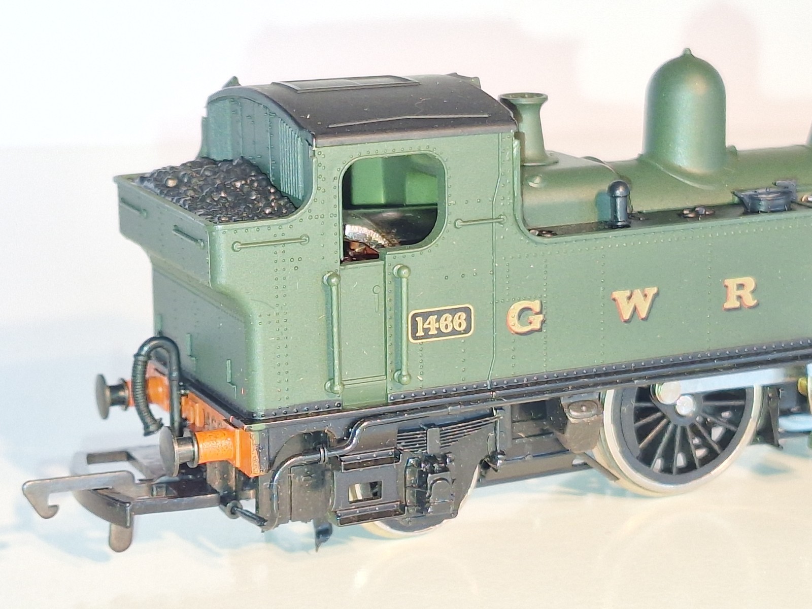 Airfix 54152-7 GWR Tank Loco. New Old Stock. Mint Cond.2 Rail DC Boxed. OO Scale