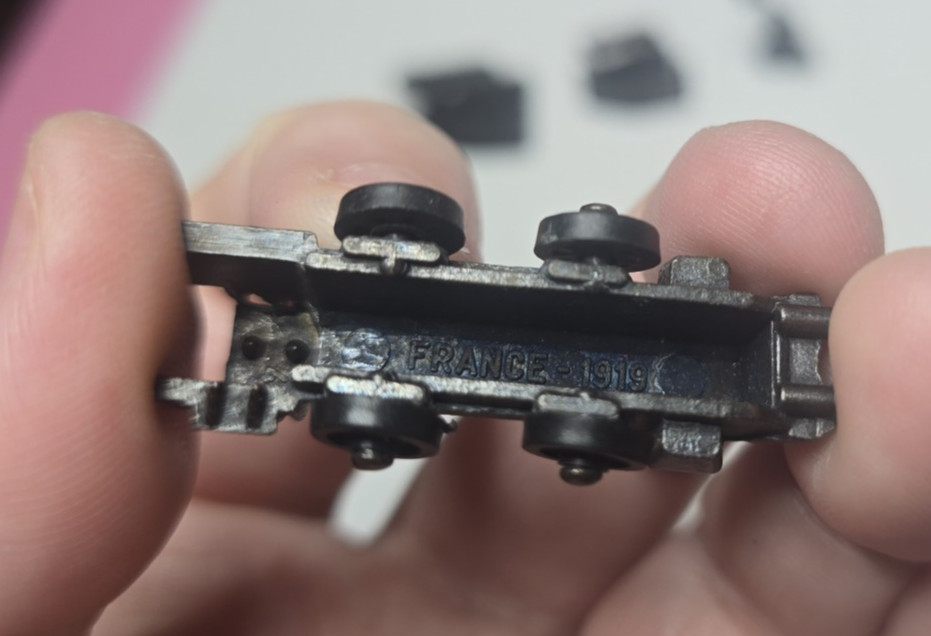 Vintage Cast Iron Miniature Locomotive Engine Train – Marked France 1919
