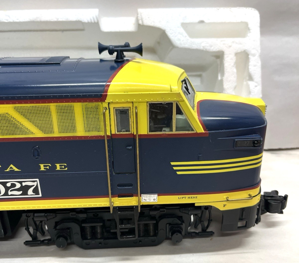 Aristocraft SANTA FE (Freight) FA1/FB1 Set #22027 BLUE/YELLOW G scale NICE!