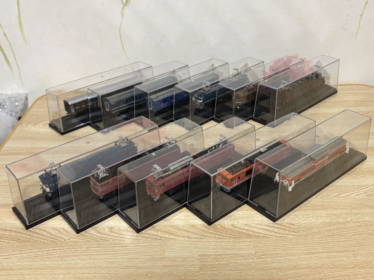 N Gauge Size Japanese Railway Collection 11-Car Set DD51 Diesel Locomotive DF50