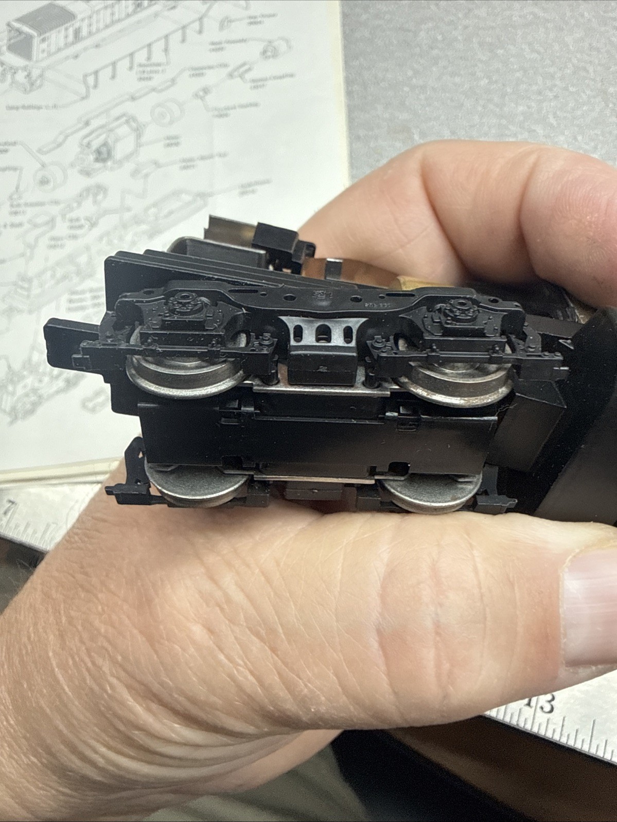 HO Athearn SW 1500 Powered Chassis Pre-owned So Nice I Almost Kept It