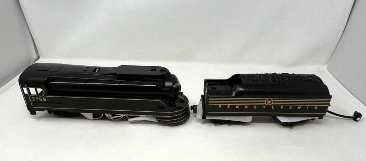 MTH RailKing 30-1118-0 Pennsylvania K-4s Torpedo 4-6-2 Steam Locomotive 3768