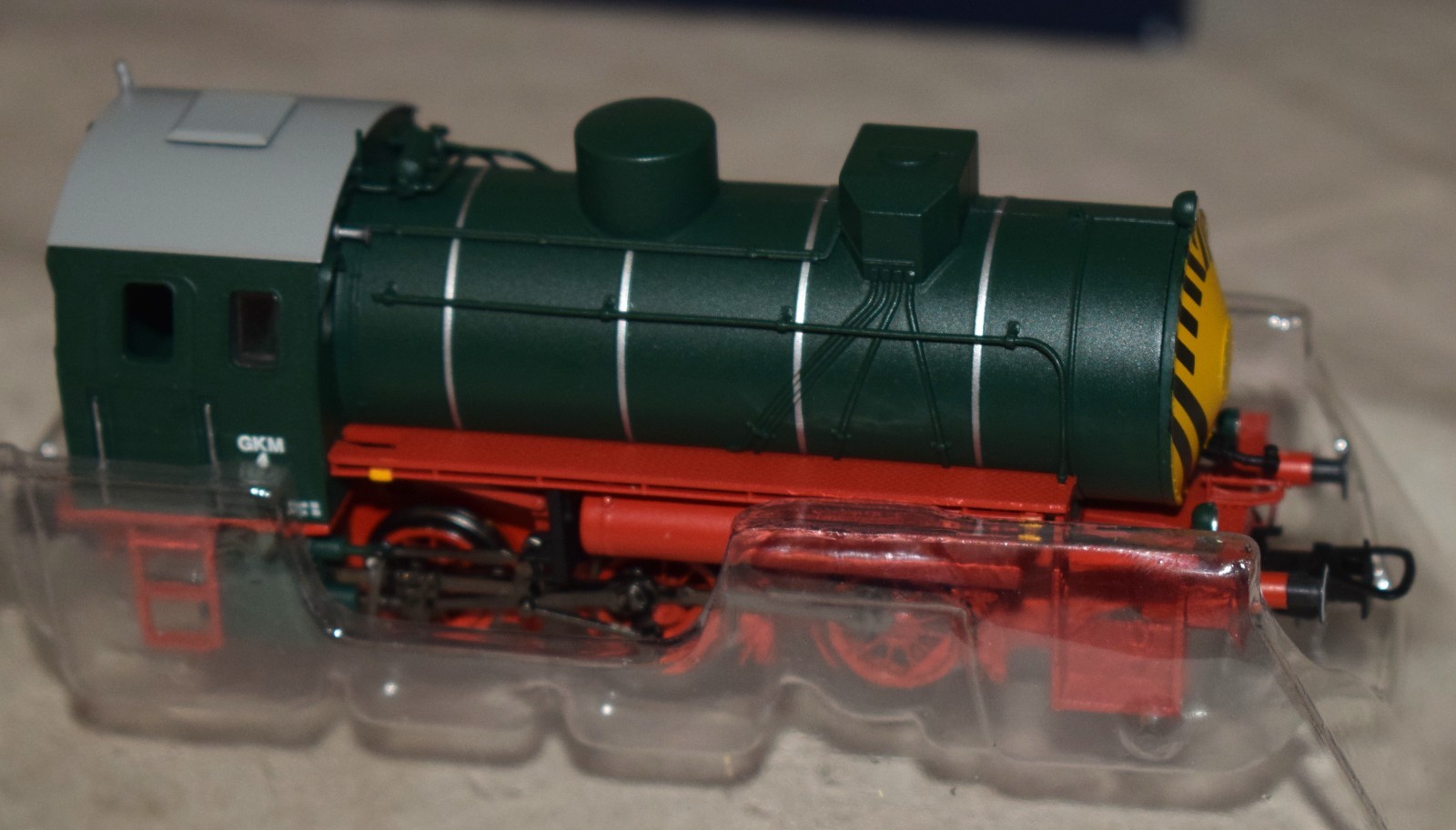 Liliput No. L103020 Steam Locomotive 0-6-0 Manheim Power Plant Green – HO in Box