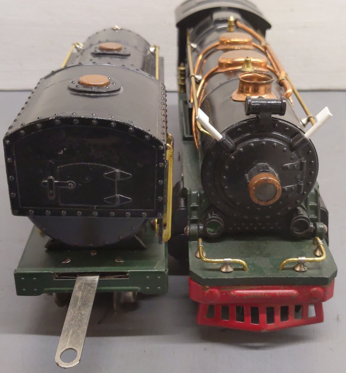 Lionel 260E Vintage O Prewar 2-4-2 Tinplate Steam Locomotive & Tender – Restored