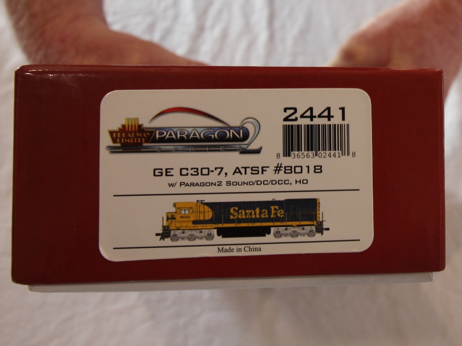 HO BLI Paragon 2 sound DC/DCC GE C30-7 ATSF #8018 Santa Fe classic blue/yellow