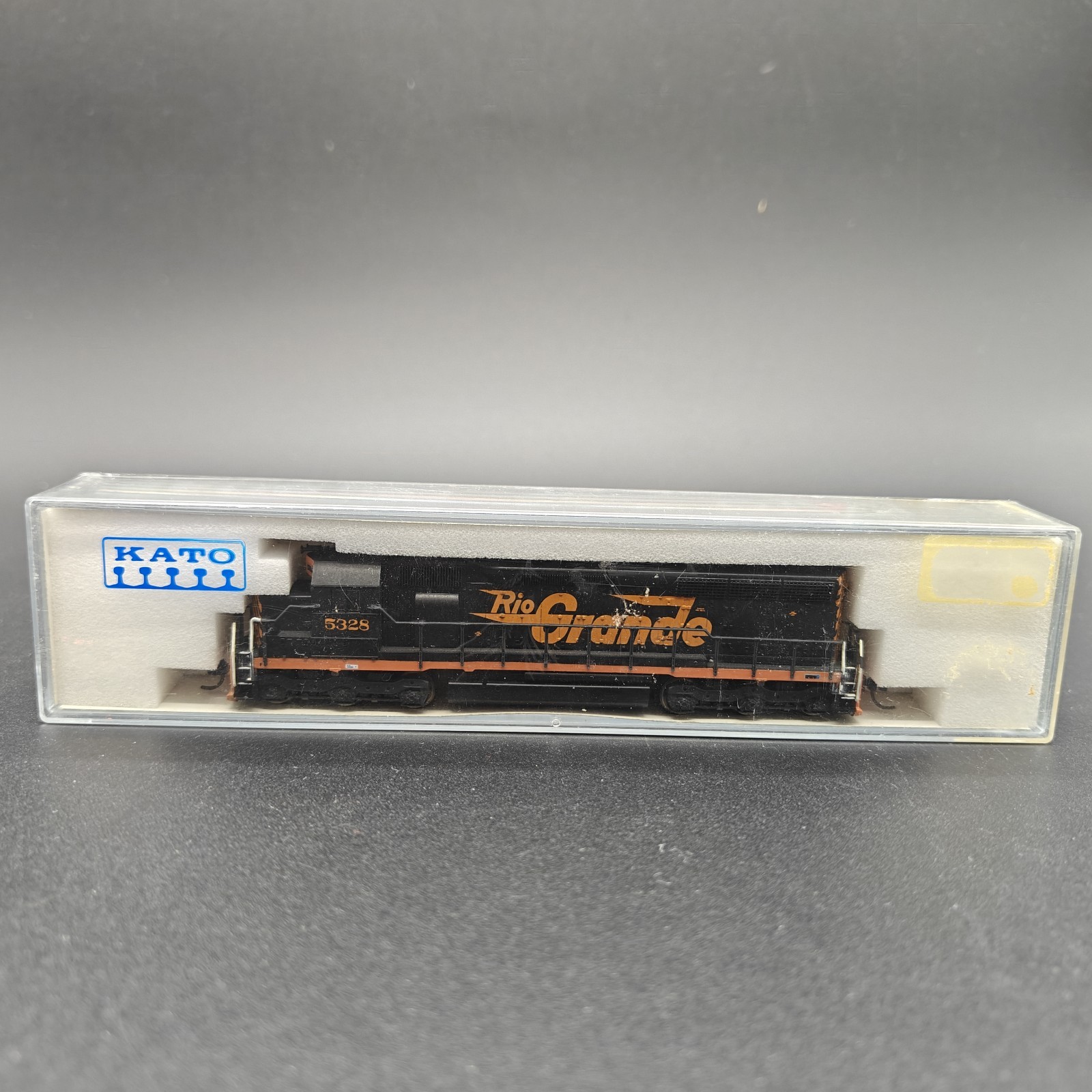 KATO D&RGW Rio Grande EMD SD45 Locomotive #5328 N Scale Tested Japan Read