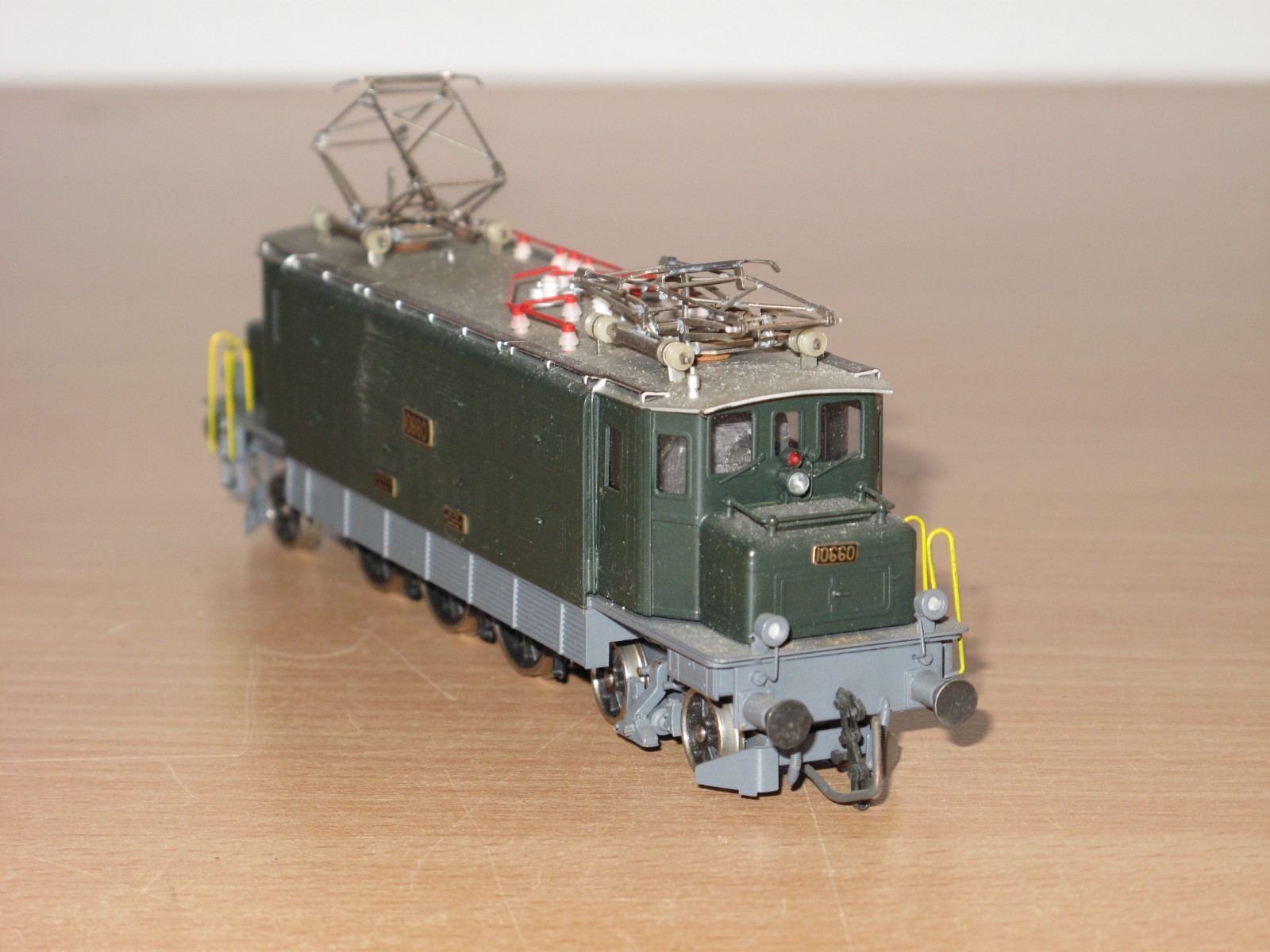 Metropolitan SA Nr. 520 H0 E-Lok AE 3/6 I CFF In Top