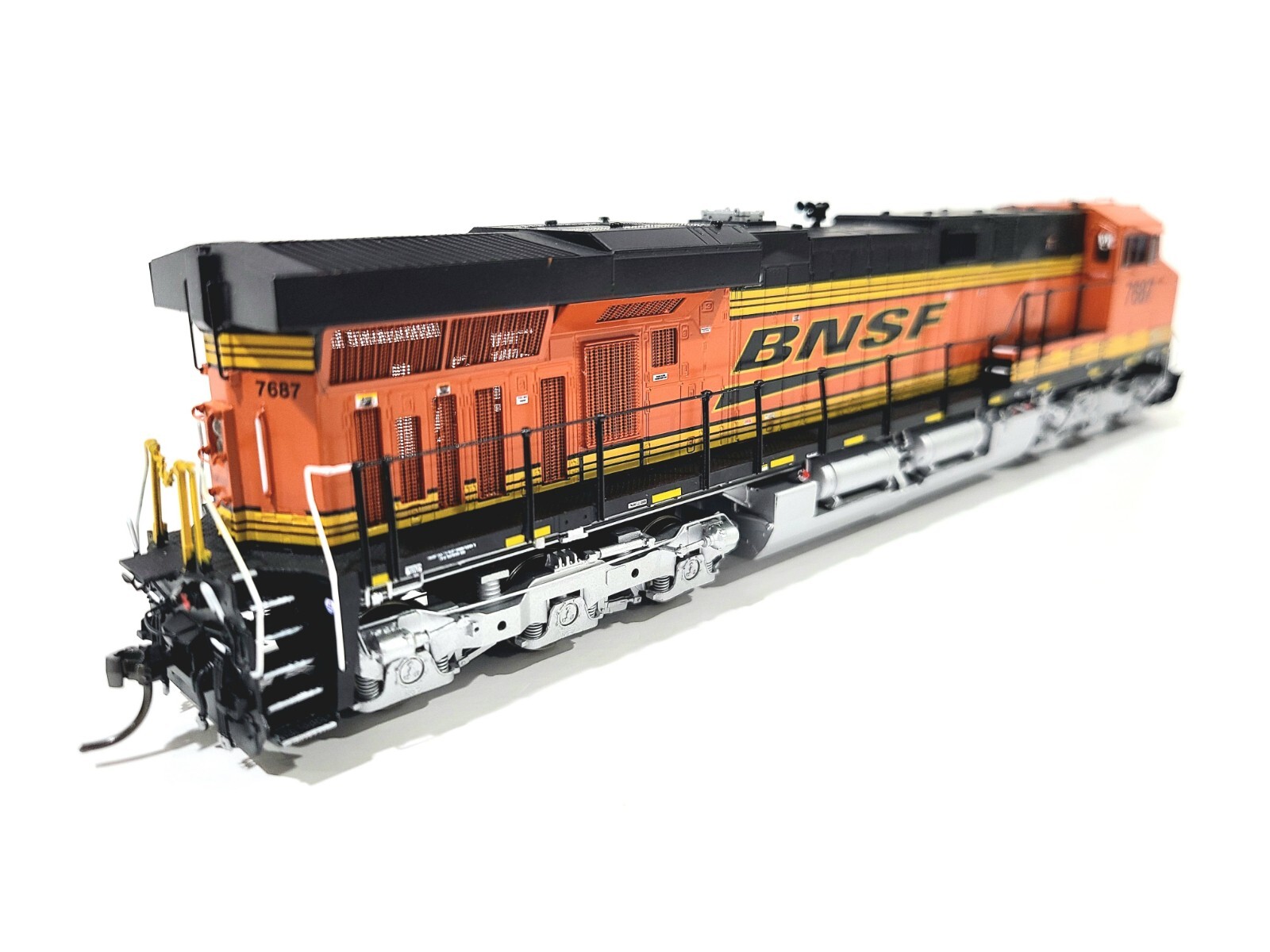 Overland OMI BNSF ES44DC Burlington Northern Santa #7687 HO Brass #AA-1225-1 DCC