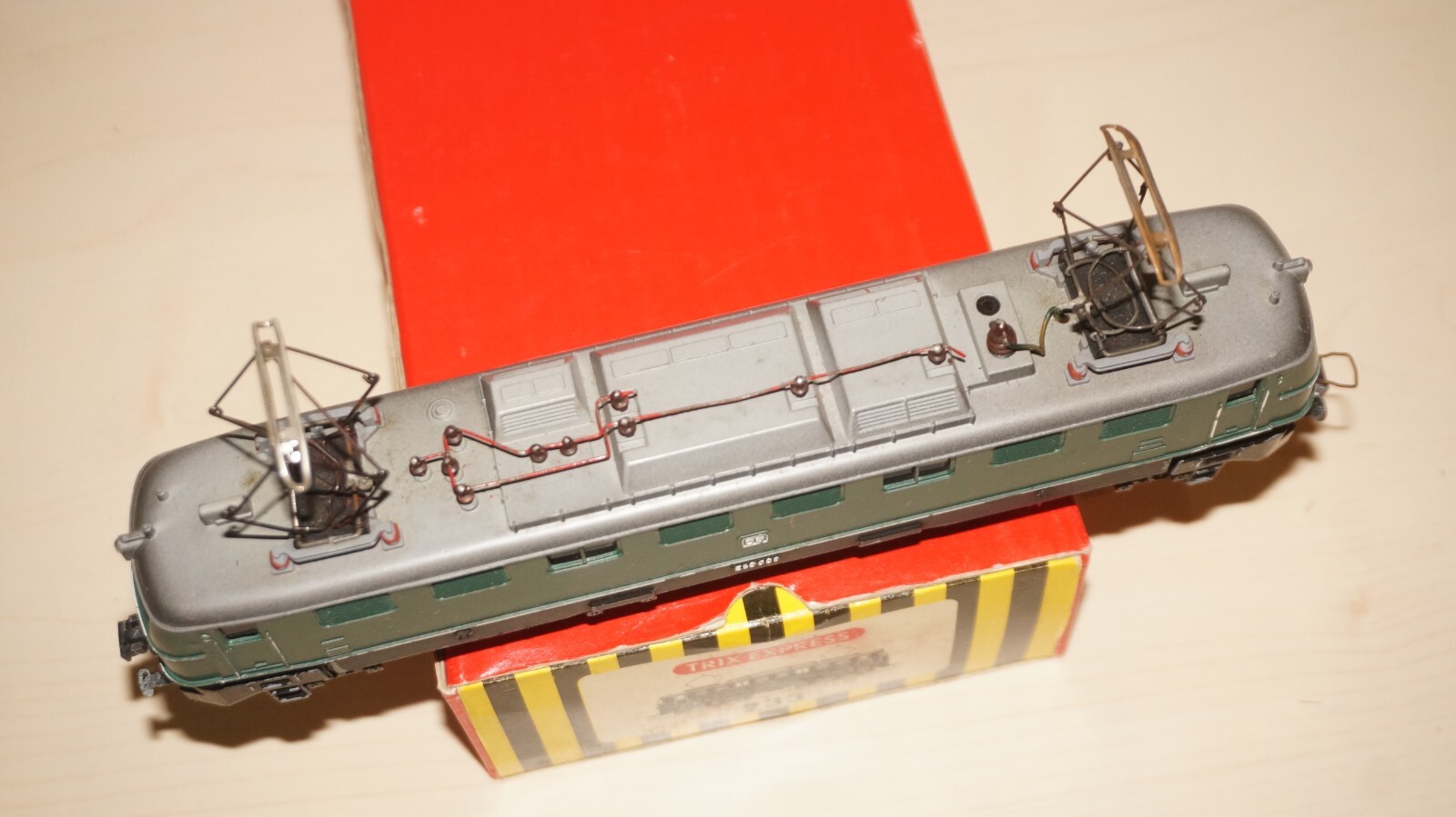 Rf37] Trix Express H0 233 – E 50 (Single-Engine) DB 50 009, Green, OVP