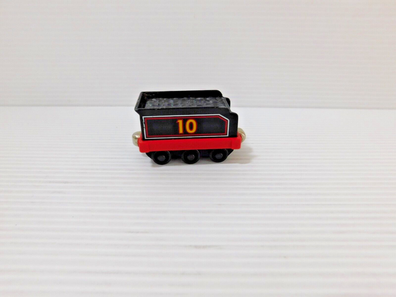 Thomas The Train Take Along & N Play Metal Magnetic #10 black BOX coal CAR