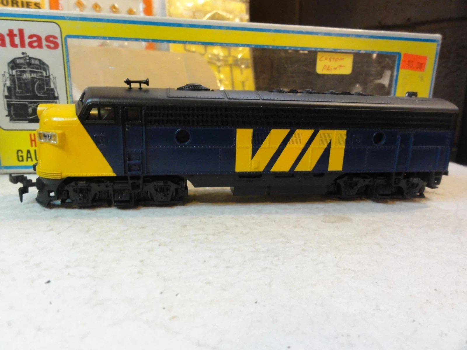 HO ATLAS CUSTOM PAINT VIA FP-7 DIESEL ENGINE, TESTED, OPEN BOX, RUNS WELL/SMOOTH