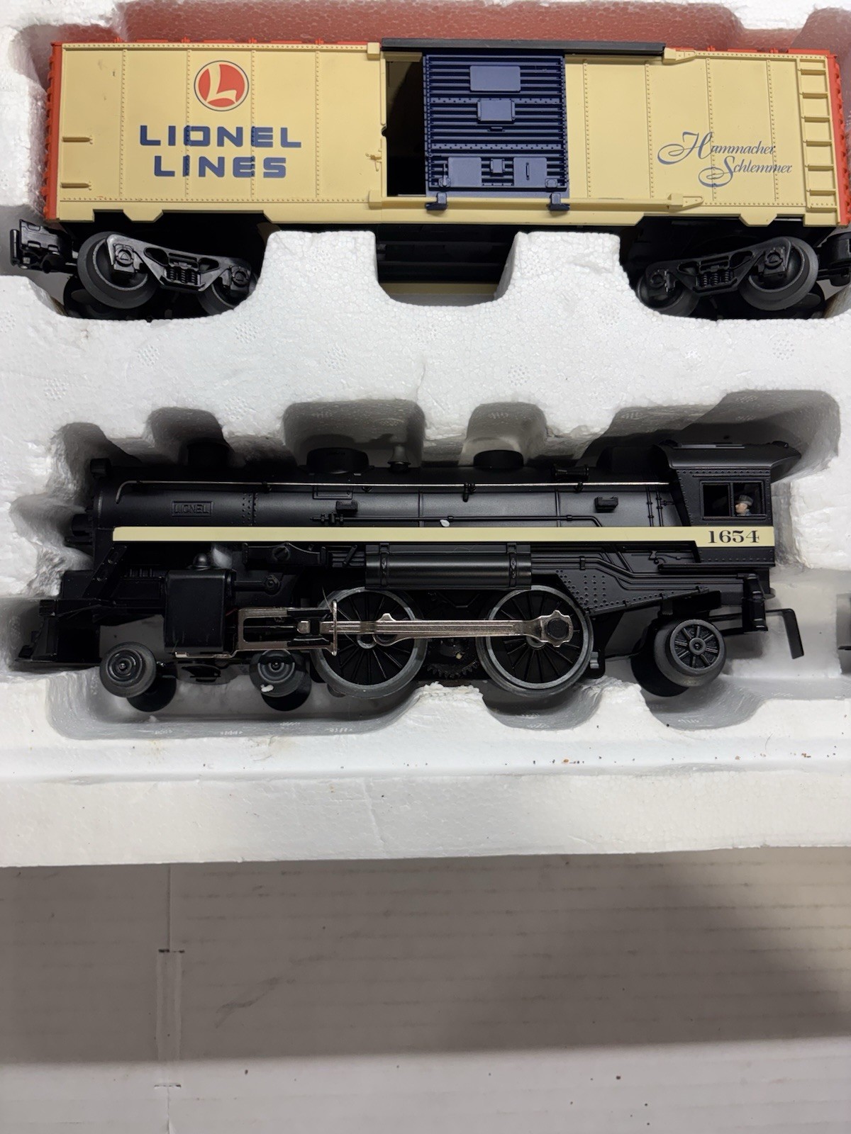 Lionel O Gauge Analog Train Starter Set 6-30053 Light Sound Real Smoke