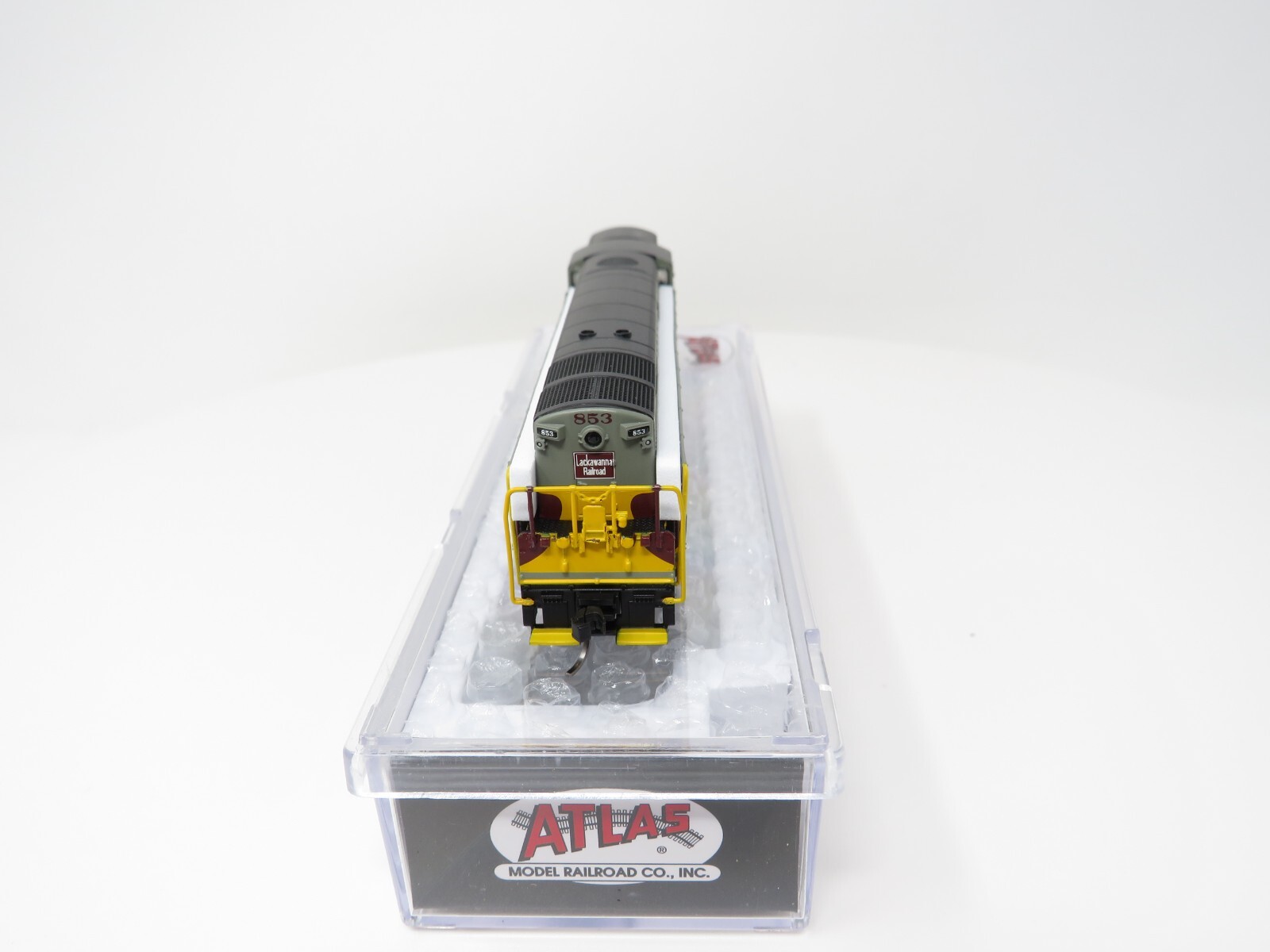Atlas N 40005384 Lackawanna FM Trainmaster H24-66 Diesel Locomotive Freight