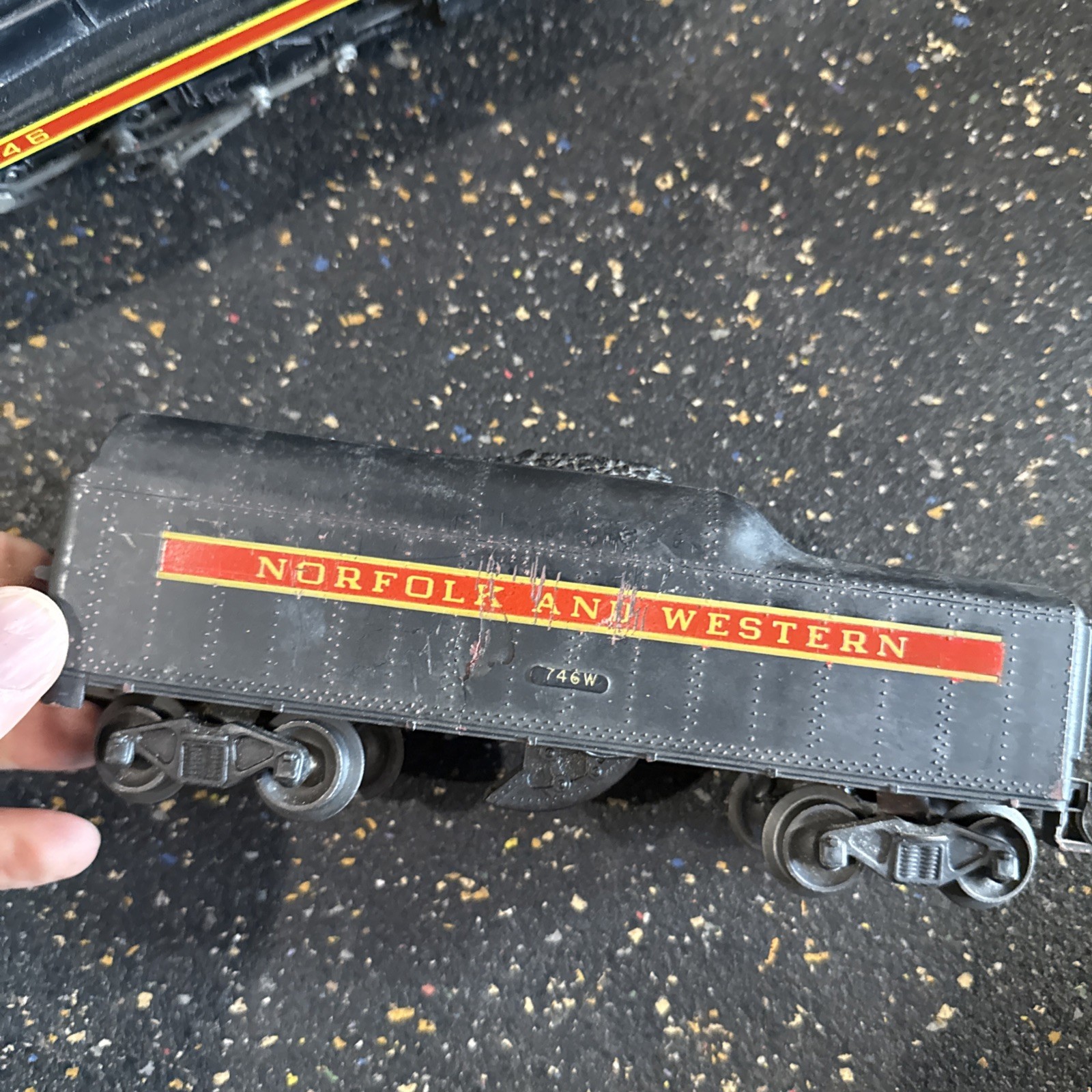 Lionel O Postwar 746 J-Class Norfolk Western 4-8-4 w/ 746W Tender Short Stripe
