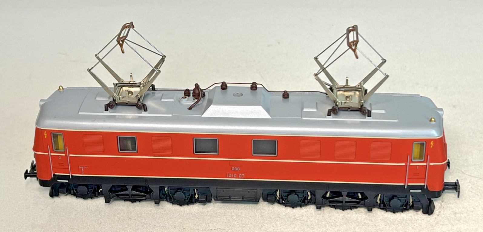 Kleinbahn HO Scale OBB Austrian Railways 1010 Schnellzug Electric Locomotive