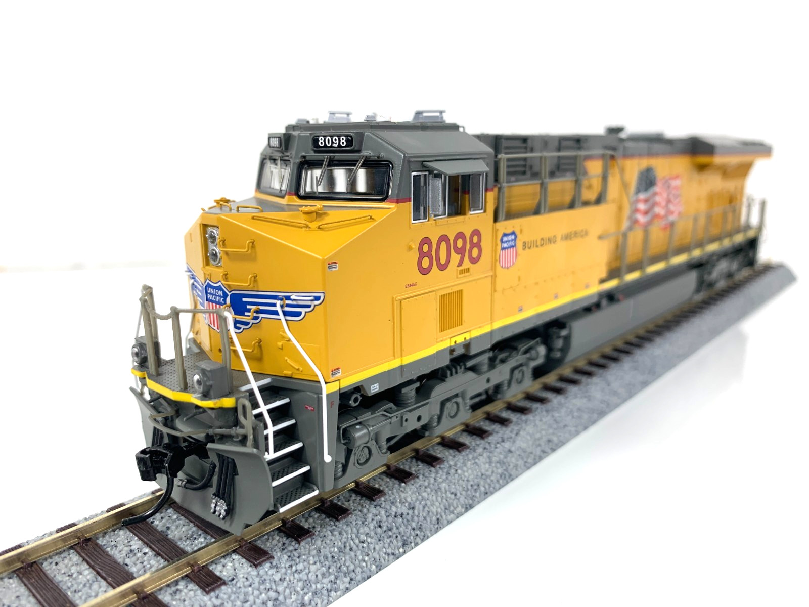 HO Broadway Ltd 5488 UP GE ES44AC #8098 -DC/DCC Paragon 3 Sound