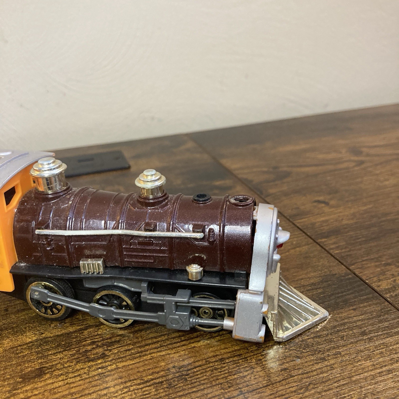 Steam Locomotive Era Toy Train 7″ Orange Brown Plastic O Gauge Parts/Repair