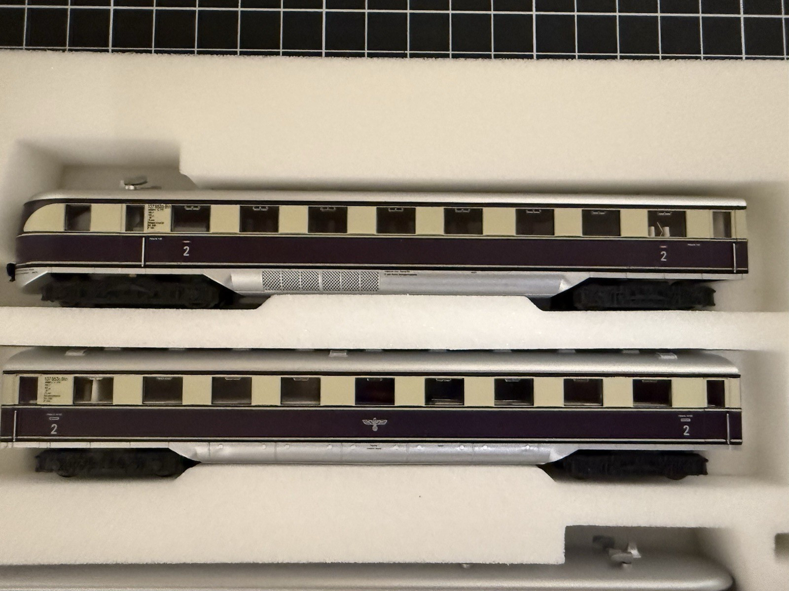 Hobbytrain 16061 SVT Köln Diesel Railcar Set (DRG) – 1:160/N