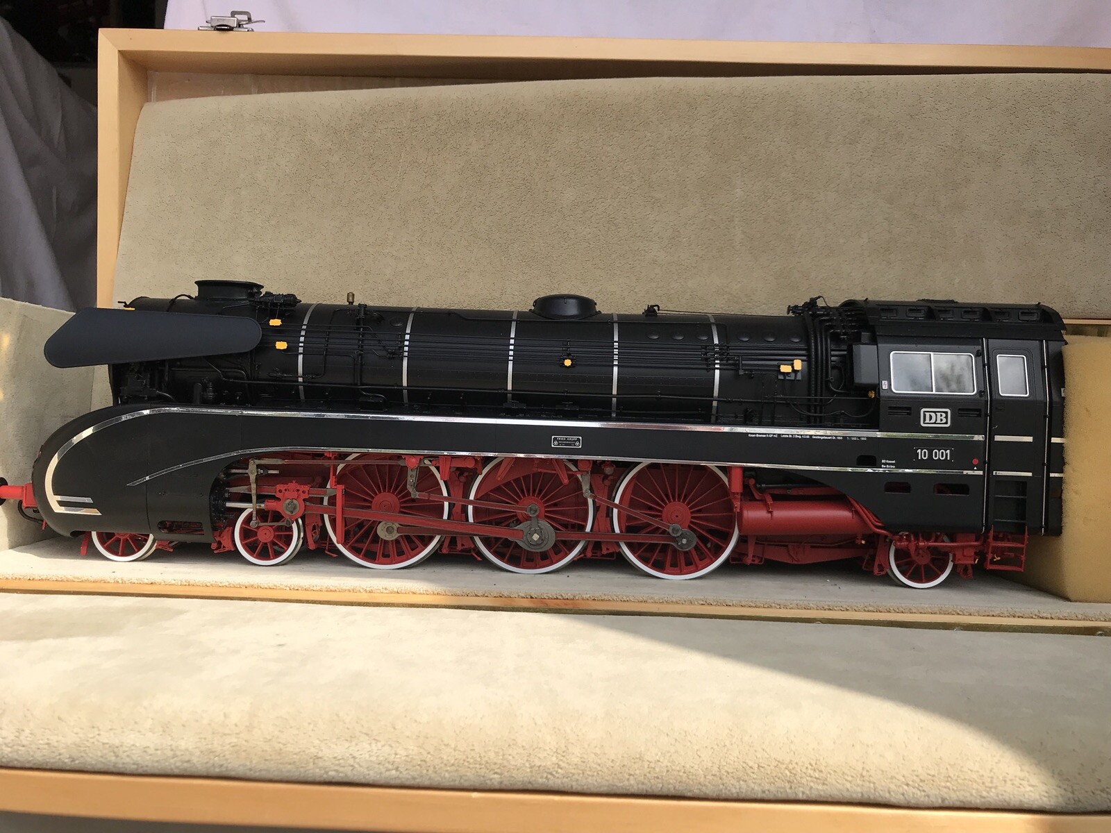 Kiss Br 10 002 Gauge 1 Steam Locomotive Mint Esu 4.0 Digital Sound for Märklin