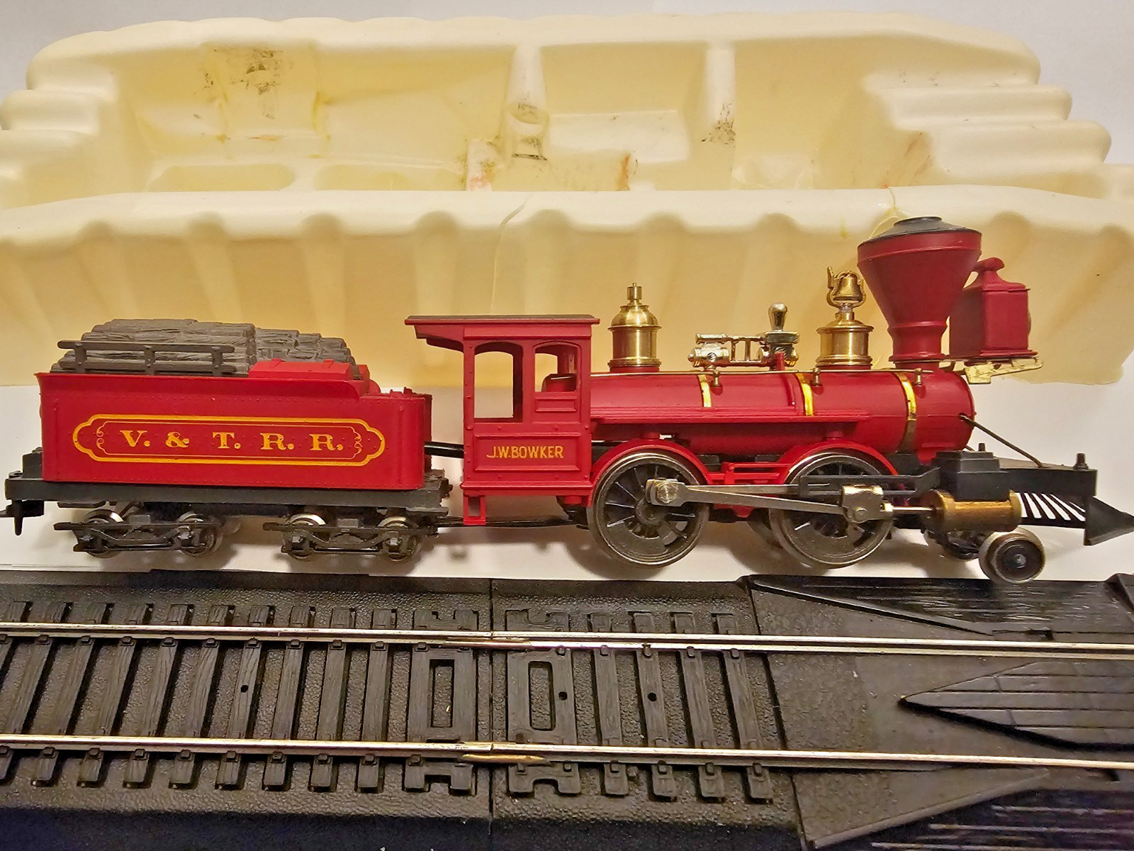 HO Scale Vintage AHM / Pocher JW Bowker 2-4-0 Locomotive & Tender in Box / Runs!