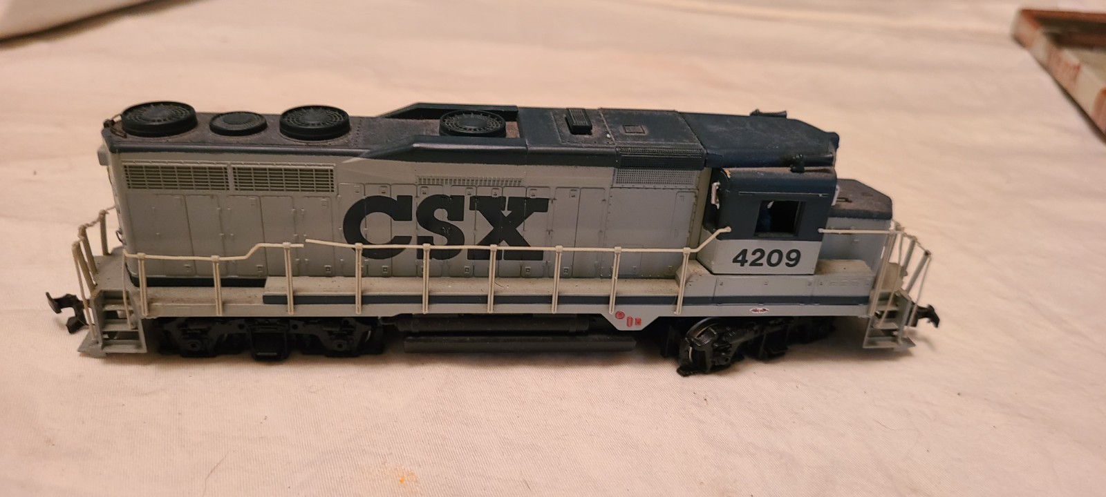 BACHMANN HO SPECTRUM 4209 GSX 41-0826-L6 GP-30 Diesel Locomotive