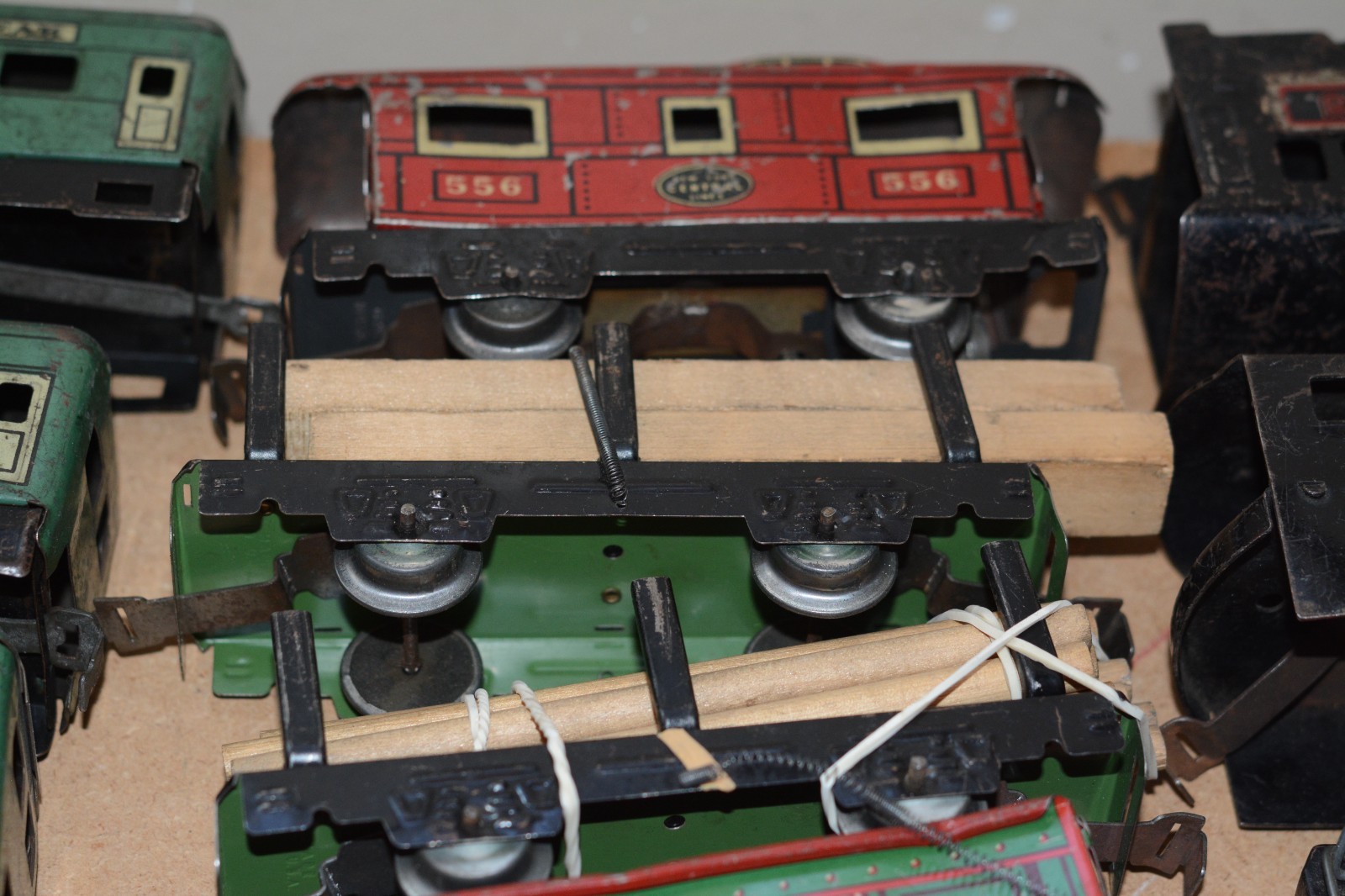 Railroad Model Trains. Lot of Vintage Pre-war Train Equipment