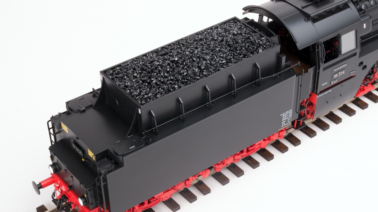 KM1 Gauge 1 Steam Locomotive BR 18 314 Digital, Various Versions