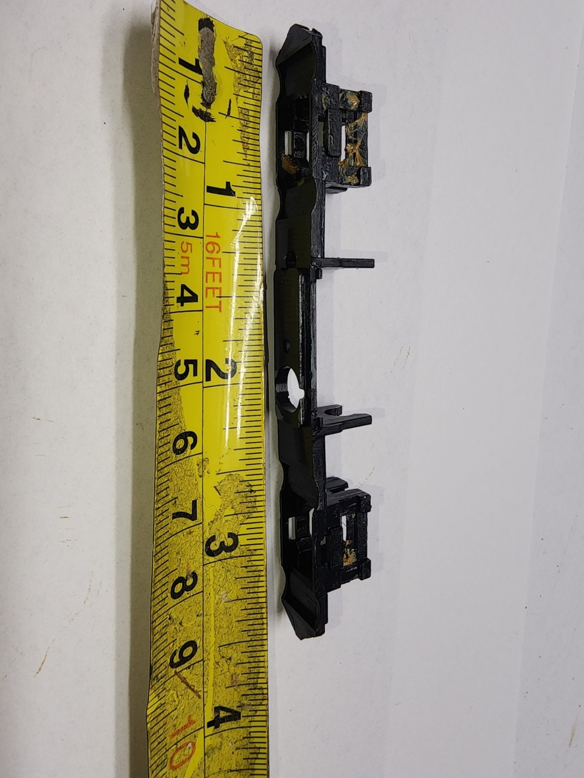 N Scale Life-Like Gp18 Diesel Locomotive Plastic Chassis ONLY 4″ GOOD CONDITION