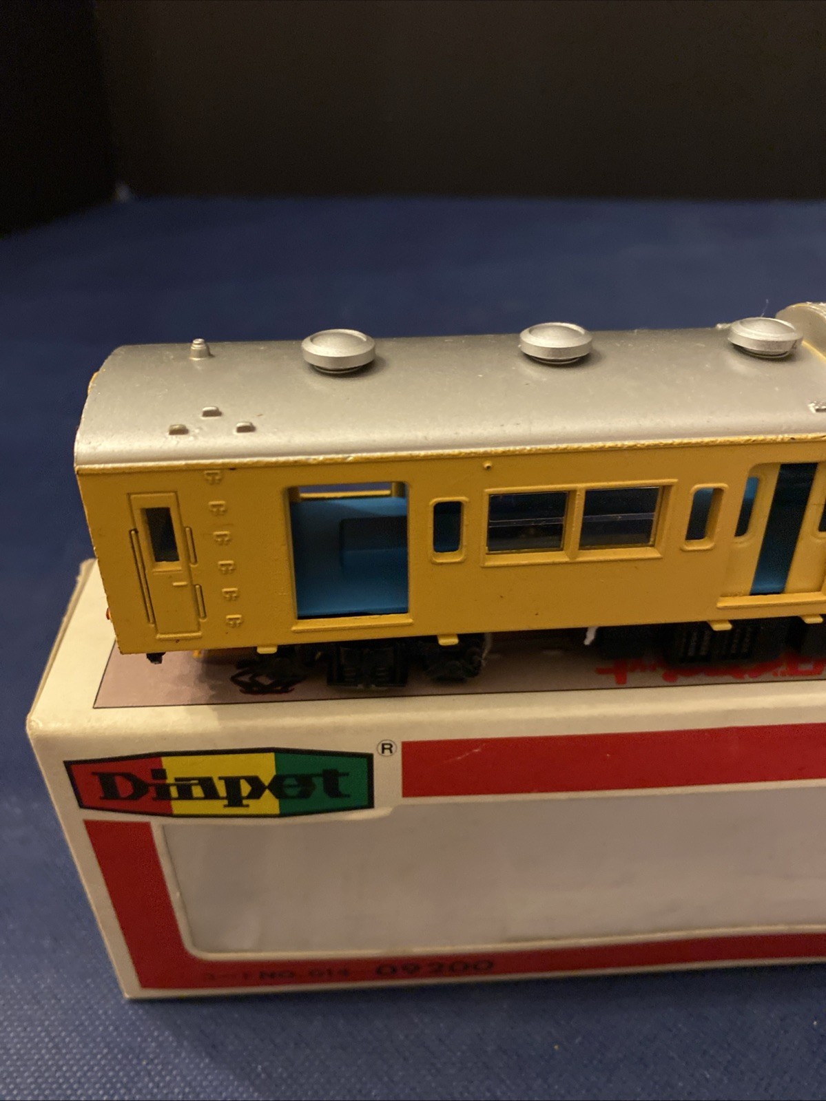 HO scale ELECTRIC LINER Yellow – Yonezawa Toys Diapet R-20 – In Box