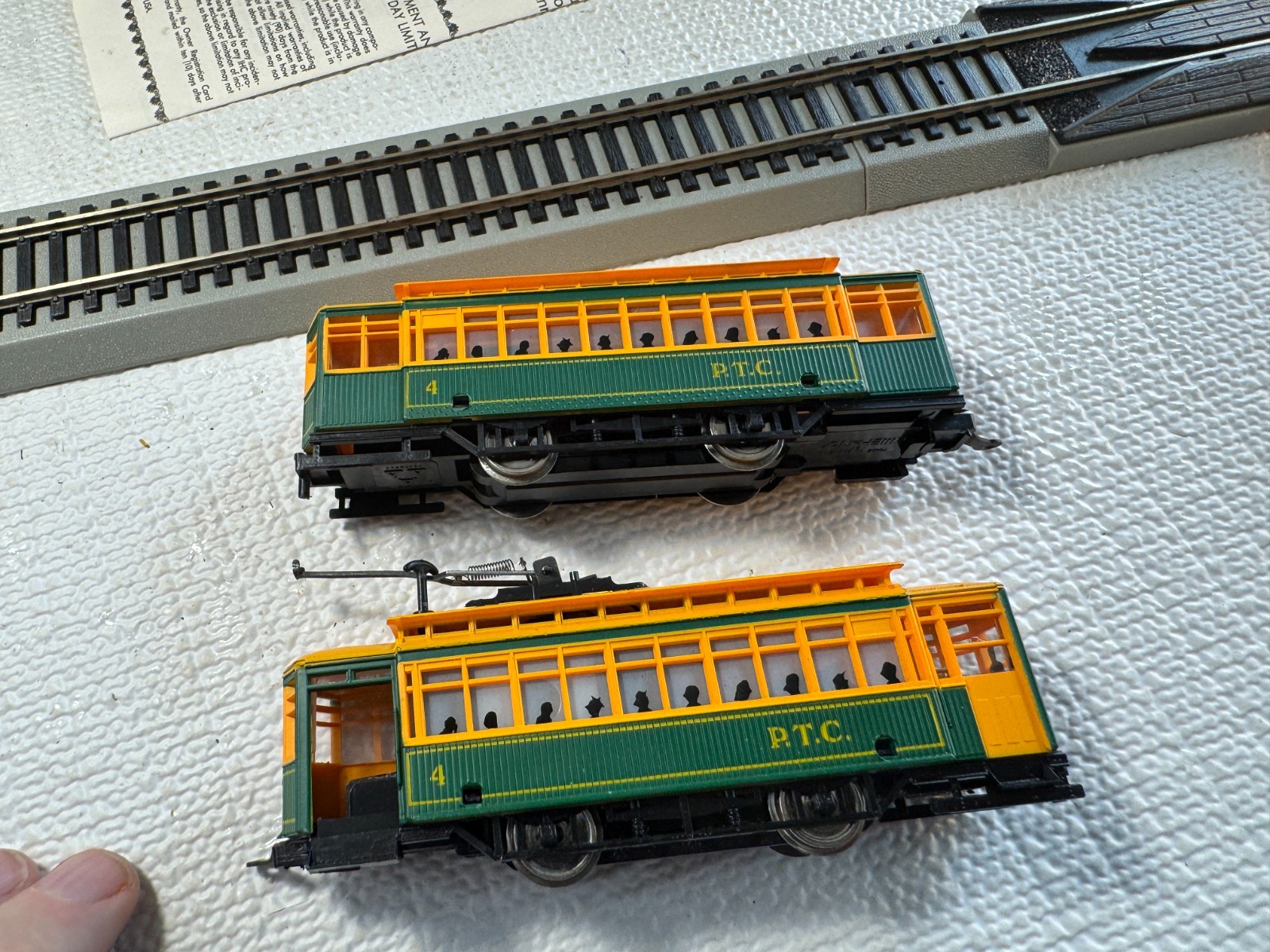 🚂 HO IHC – P.T.C. BRILL TROLLEY – 2 CAR SET-POWERED UNIT LIGHTED💥 H4009