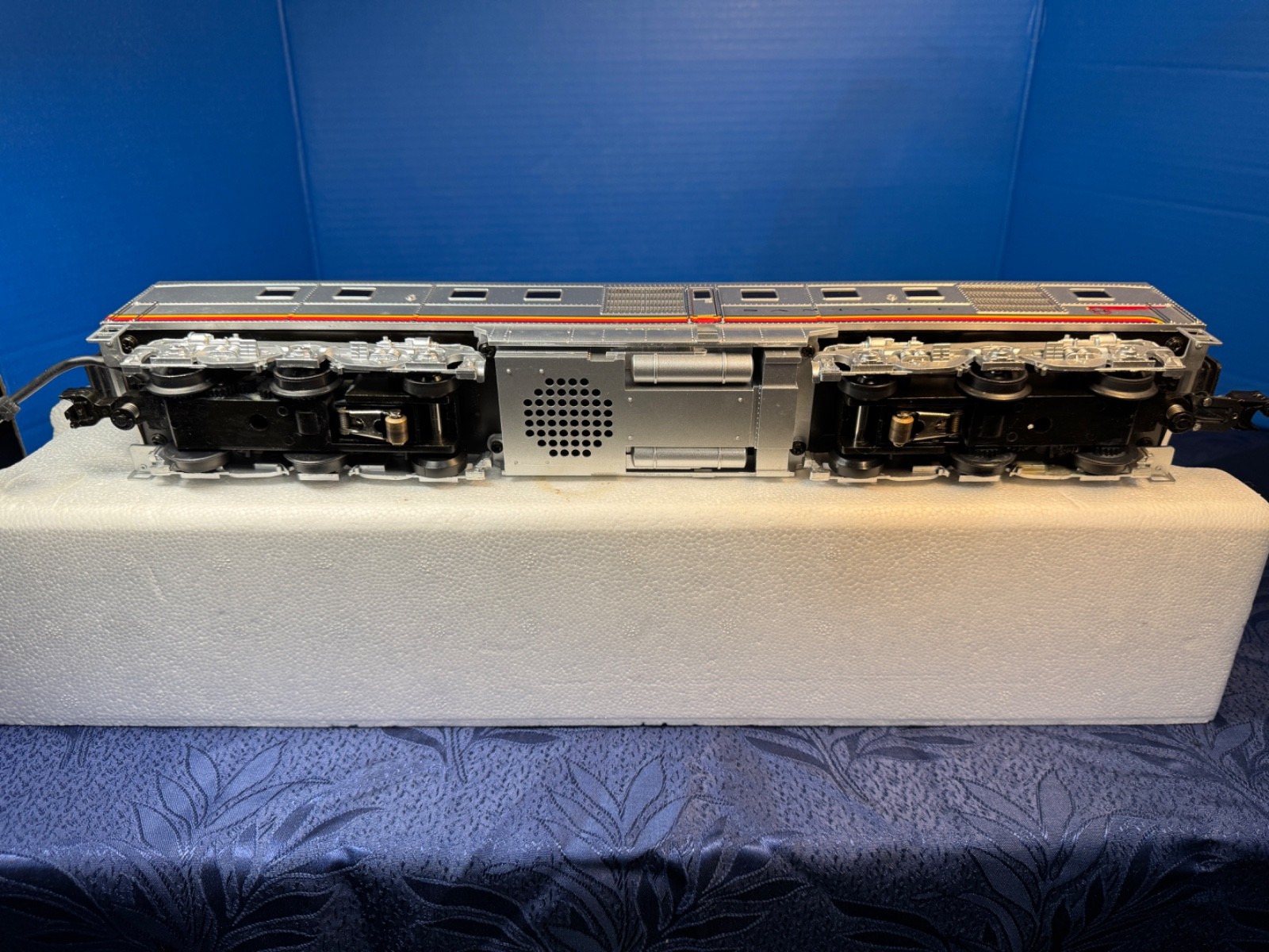 MTH Santa Fe ALCO DL-109 and DL-110 Diesel Locomotive and Powered B Unit,