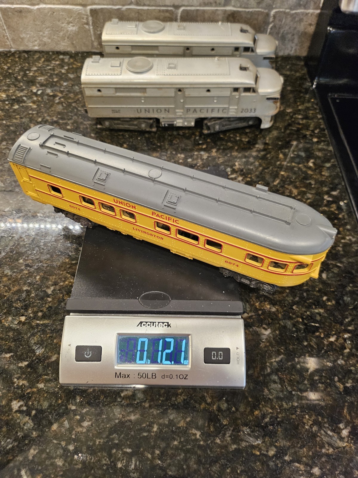 Lionel O-27 gauge ALCO AA #2033 Union Pacific Diesel engines.