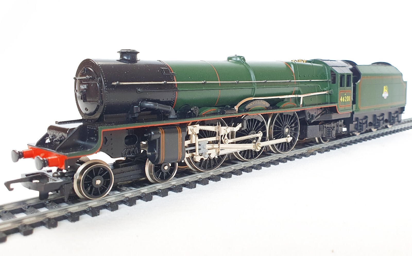 Hornby OO HO British Railways Class 8P “PRINCESS ELIZABETH” Steam Locomotive MIB