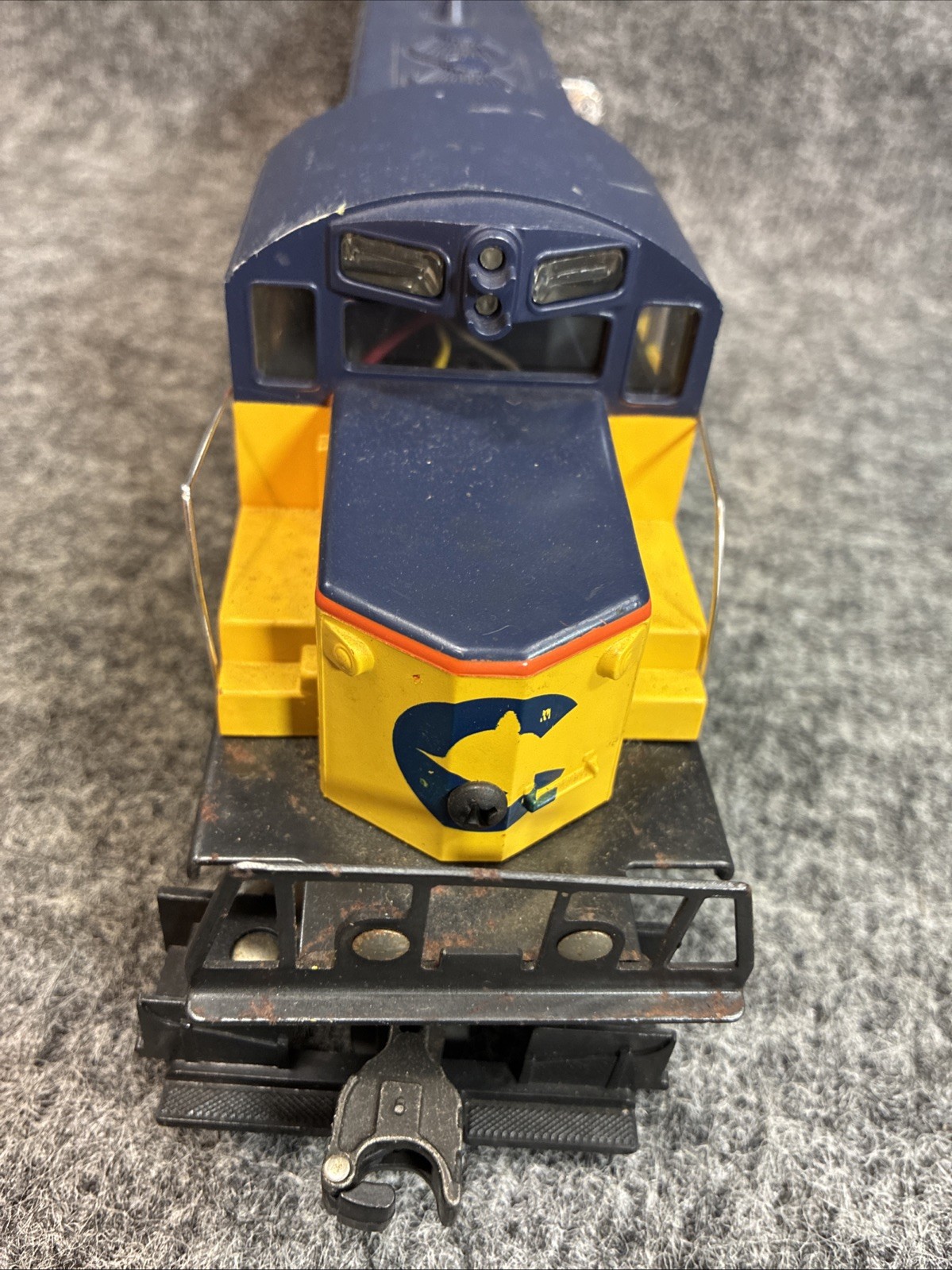 Lionel 8463 Chessie System B&O Locomotive Blue Yellow GP20