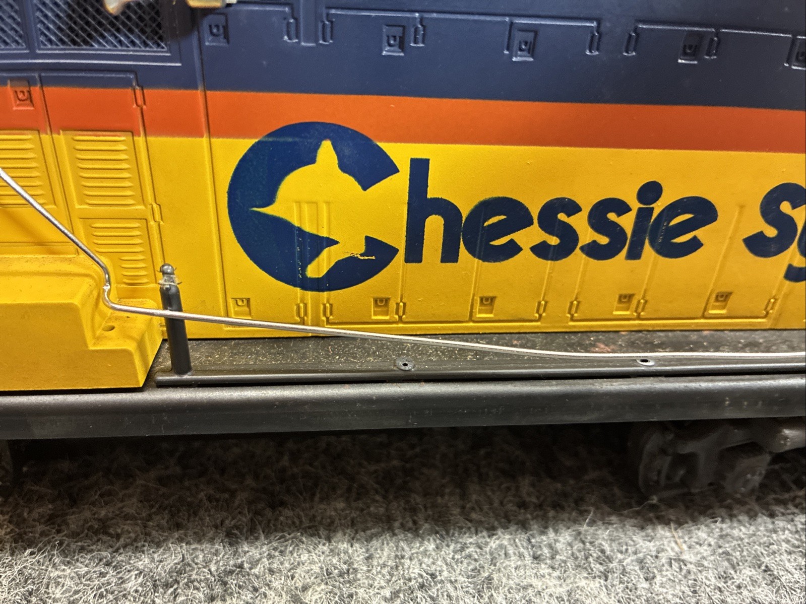 Lionel 8463 Chessie System B&O Locomotive Blue Yellow GP20