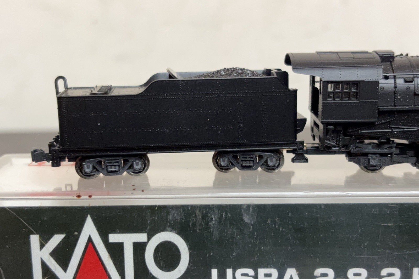 KATO N Scale Locomotive 126-0200 USRA 2-8-2 Heavy MIKADO Unlettered UNUSED New
