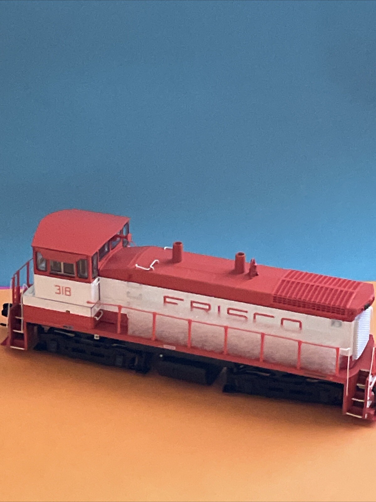New! HO BWL Paragon3 EMD SW1500 SLSF 318 DC,DCC, Sound $ 249.99