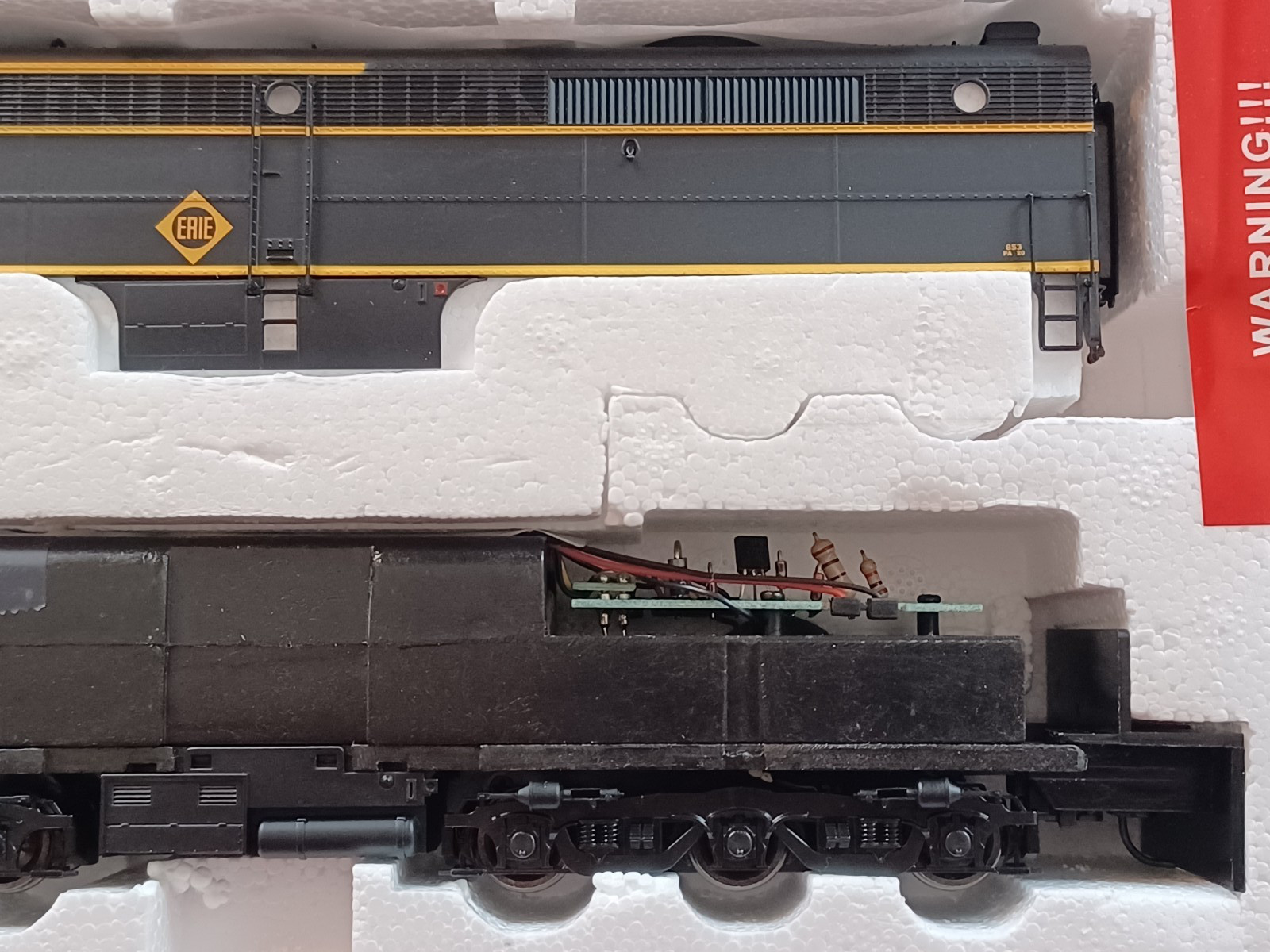 PROTO 2000-HO-PA LOCOMOTIVE-ERIE-CAR #853-DIGITRAX DECODER-ITEM#21660-NO SOUND