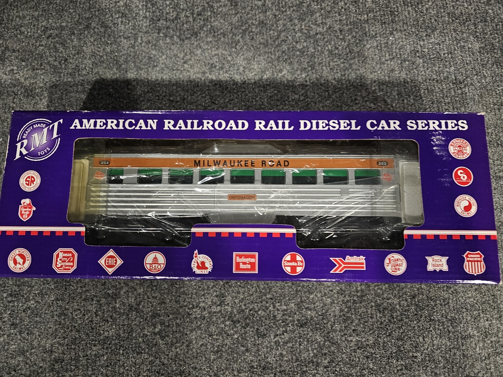 American Rail Diesel Car Milwaukee Road Ontonagon RMT-5161 Powered RDC Car #263