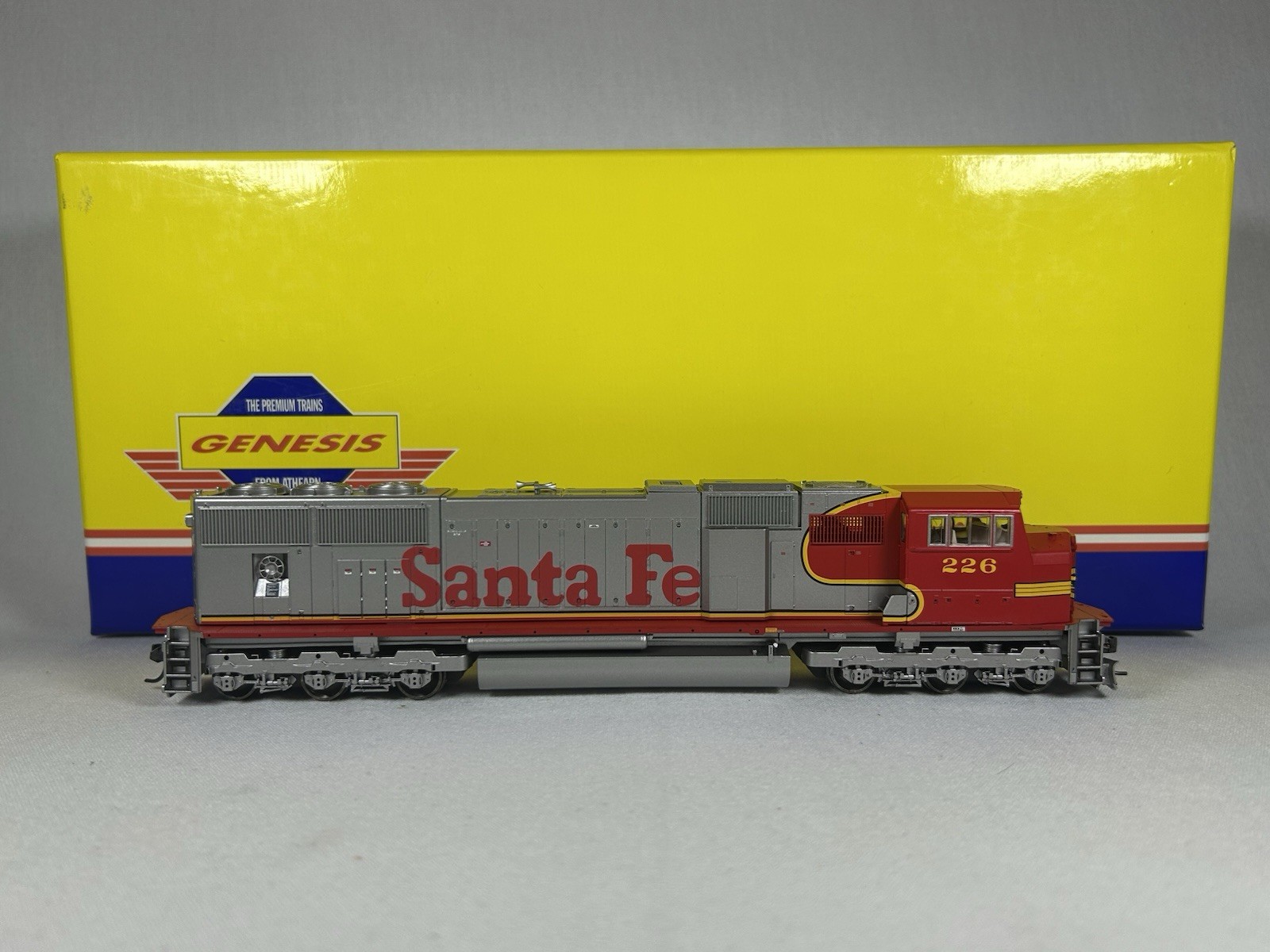 HO Athearn Genesis DCC Sound Santa Fe SD75M #226