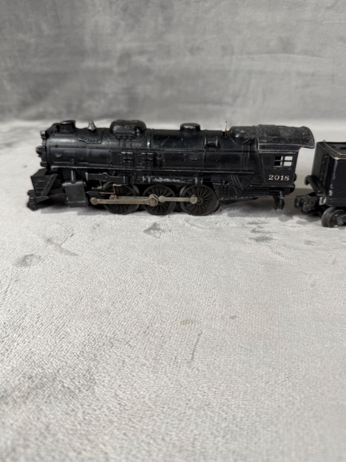 Vintage 1950s Lot of 3 LIONEL 6466WX 027 Gauge No 1130 & 2018 Locomotive Trains