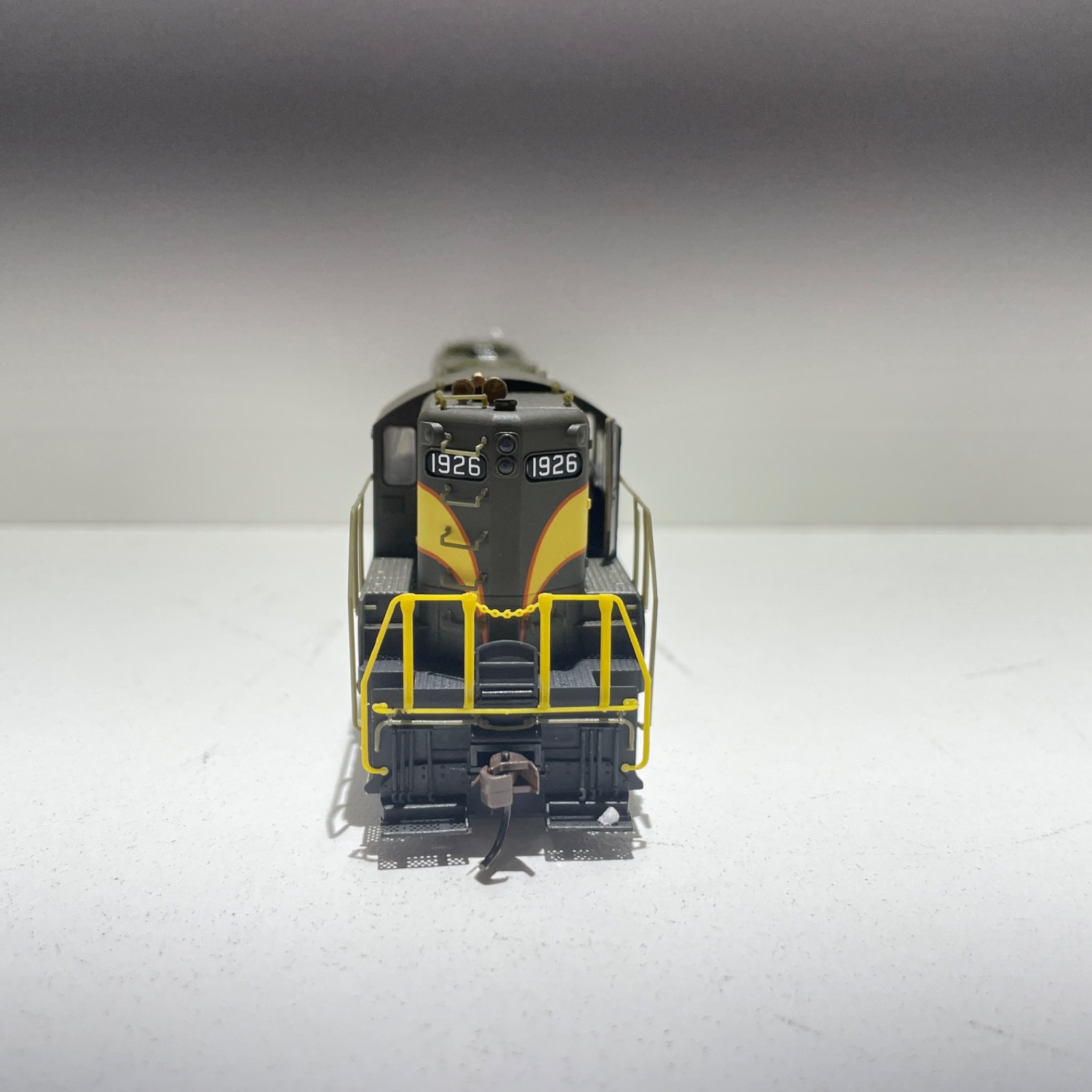 Proto-2000 #21645 HO Scale Seaboard SAL #1926 GP9 Locomotive Runs Boxed