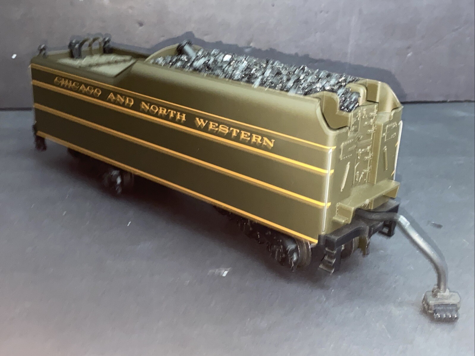 MTH 20-3034-1 Chicago Northwestern 4-6-4 E-4 Hudson Loco Protosound LN J.71