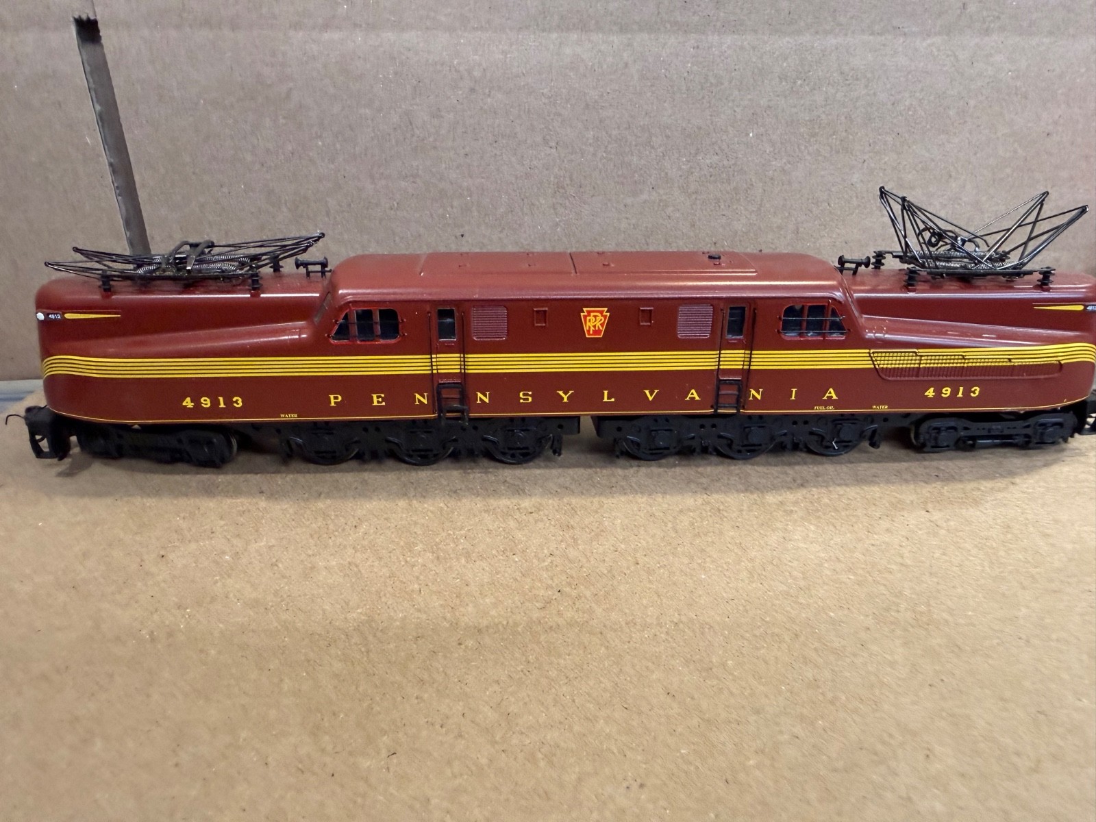 Bachmann HO Scale PRR GG1 #4913 Tuscan Red 5 Stripe DCC Sound Locomotive w/ Box