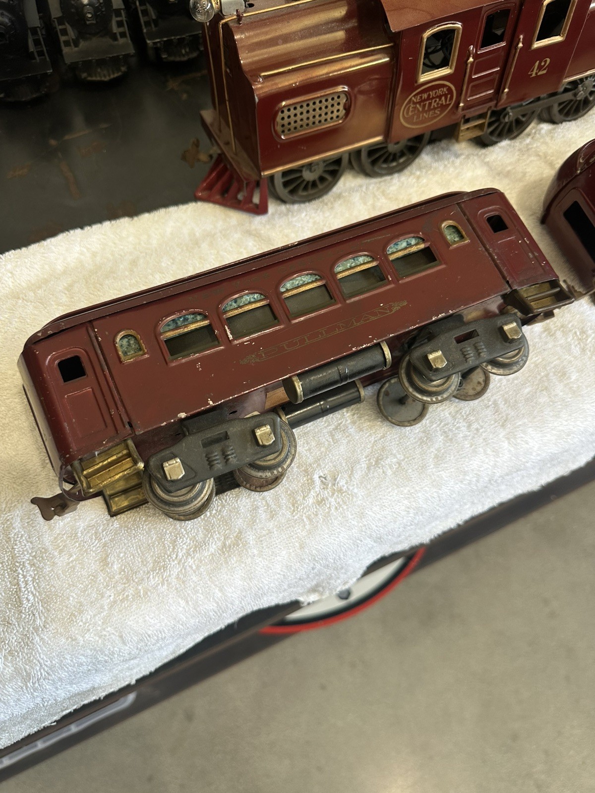 Prewar Lionel Standard Gauge No. 42 Electric Locomotive No. 35 & 36 Cars Runs