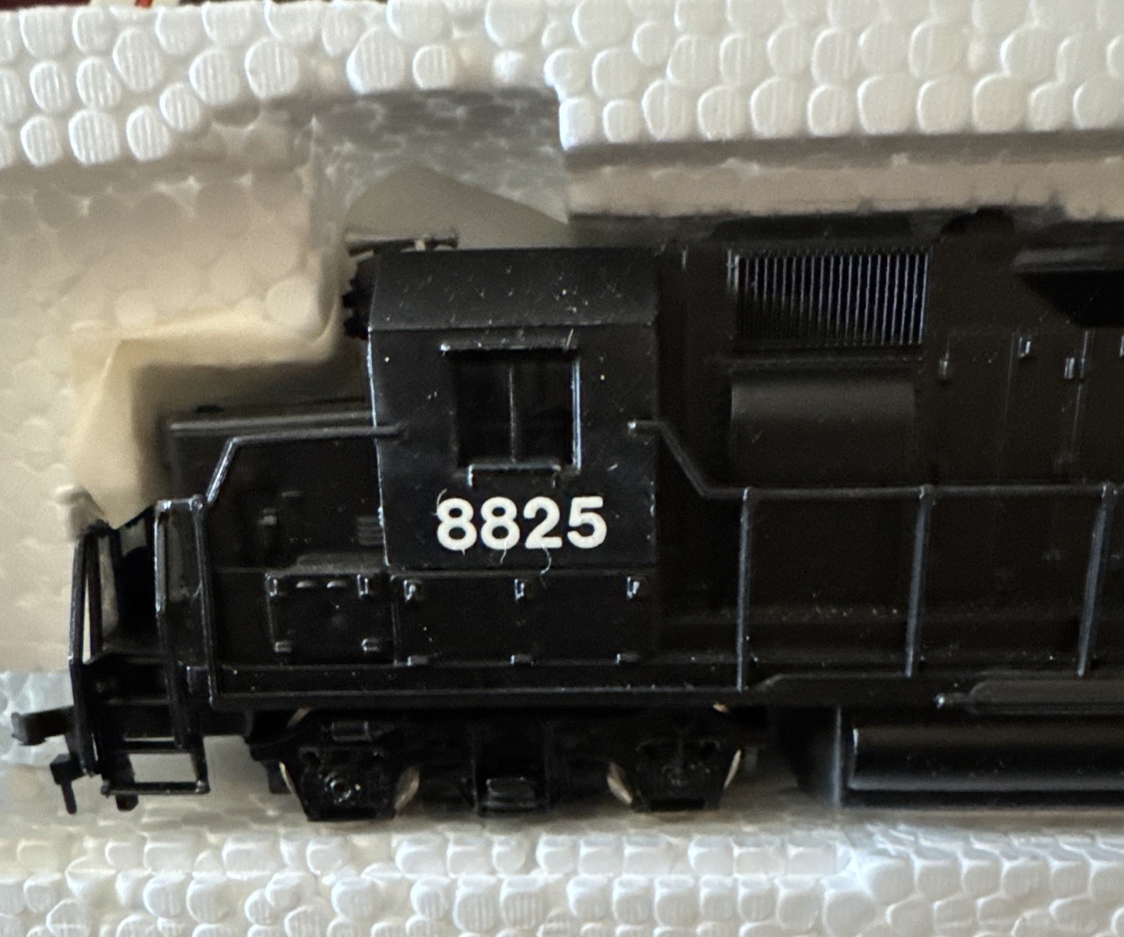 Bachmann GP40 Dummy Norfolk And Western Ho Scale