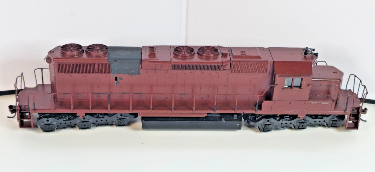 Athearn HO EMD SD40-2 Diesel Locomotive Maroon Undecorated Kadee Coup Tested