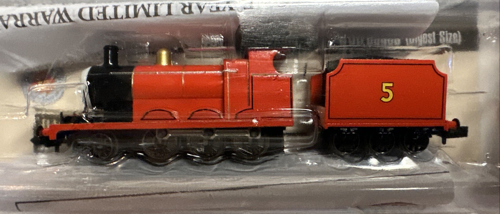 Bachmann N Scale Thomas & Friends James Engine & Tender #58793