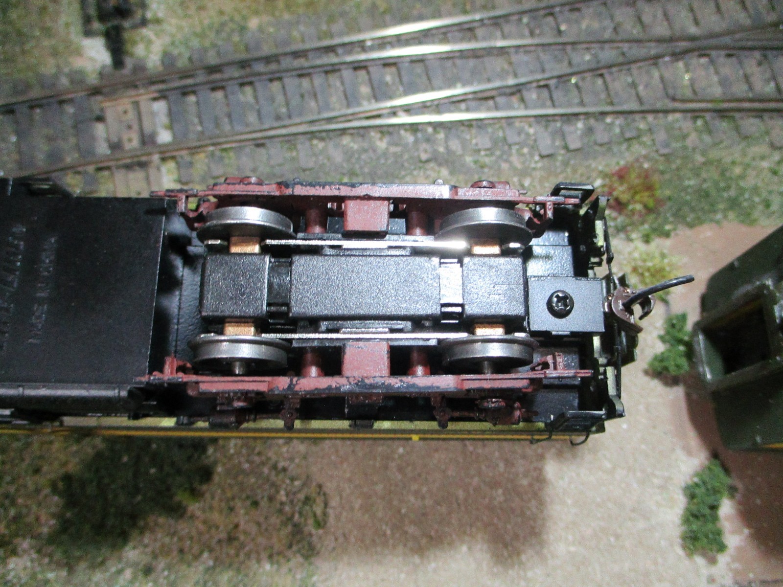 SAL 4200/4300 FA2/FB2,BOTH PWR’D,DC/DCC/SOUNDWEATHERED TRUCKS,PAINTED CREW,LED’S