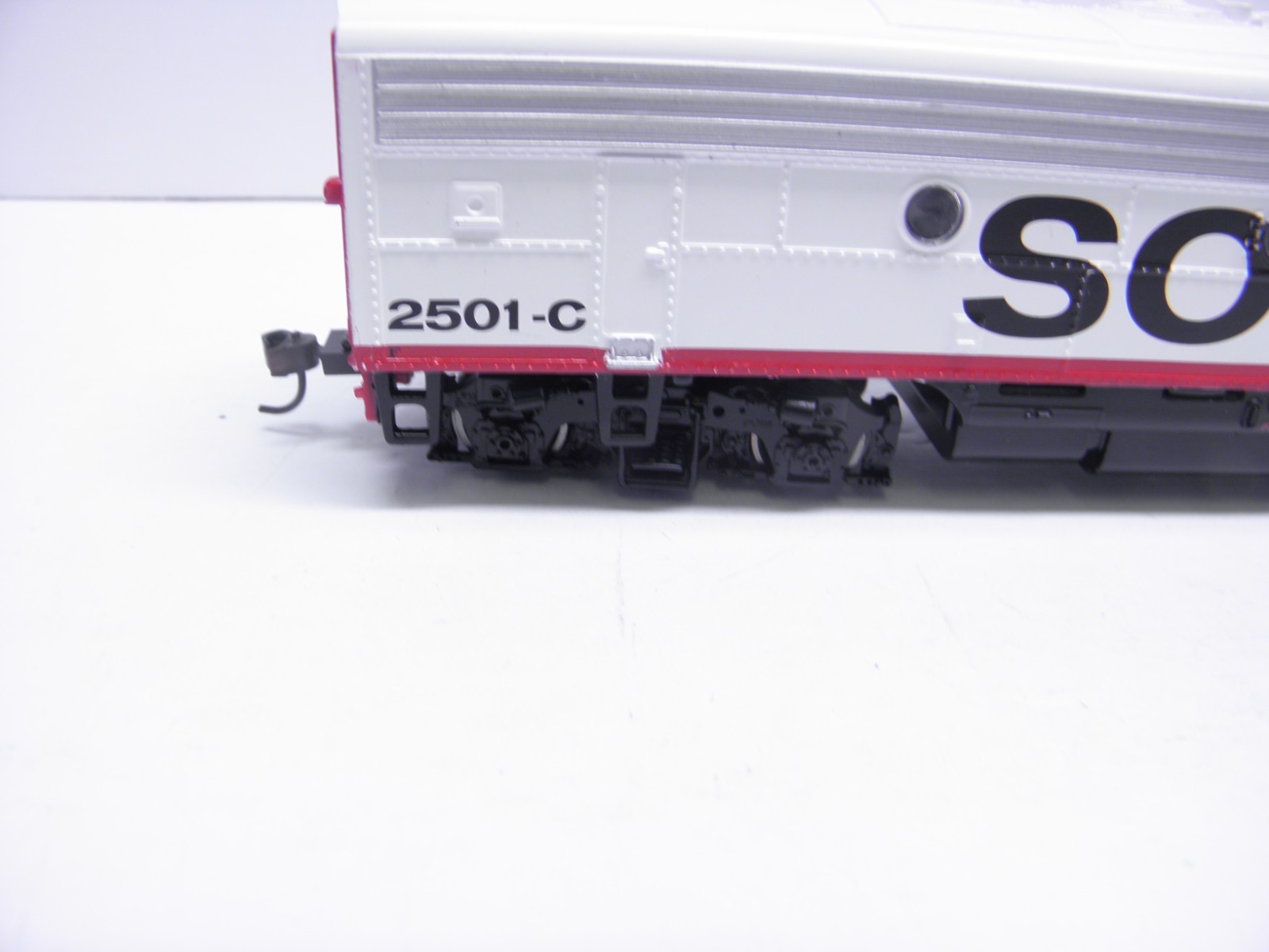 ATHEARN F7A-F7B – SOO LINE #2203-A & 2501-C – HO SCALE CHECKED & RUNS DC ONLY